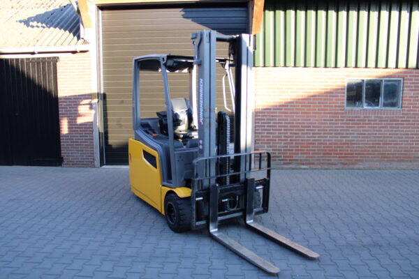 Jungheinrich EFG218 heftruck elektrische freelift triplex sideshift - Afbeelding 5