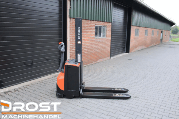 BT Toyota SWE-080-L stapelaar elektrische