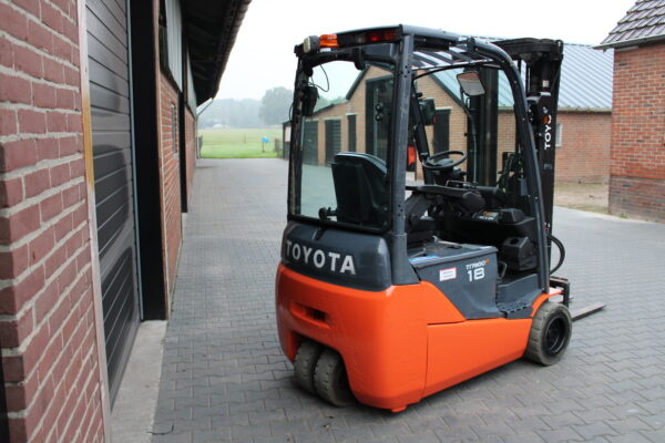 Toyota 8fbekt18 heftruck elektrische triplex sideshift 6498 uur - Afbeelding 3