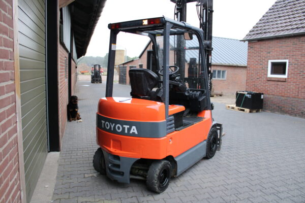 Toyota 7fbmf25 heftruck elektrische accu bj 2021 triplex sideshift lepelverstelling - Afbeelding 5