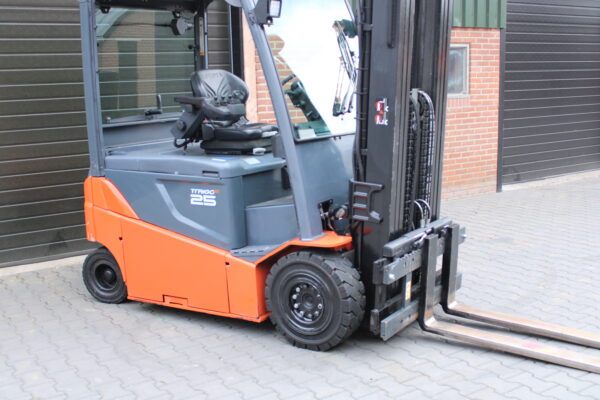 Toyota 8fbmt25 heftruck elektrische triplex sideshift 4 de functie - Afbeelding 7