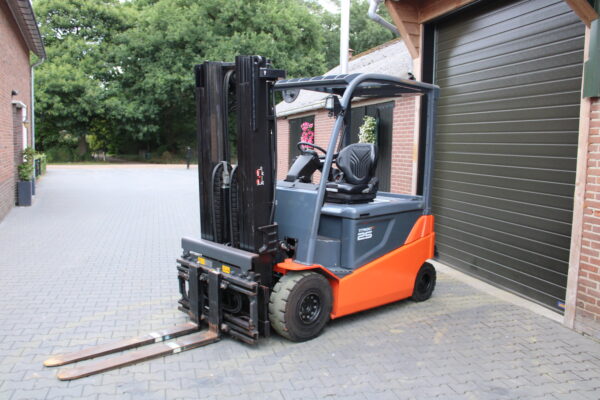 Toyota 8fbmt25 heftruck elektrische triplex lepelverstelling sideshift - Afbeelding 3
