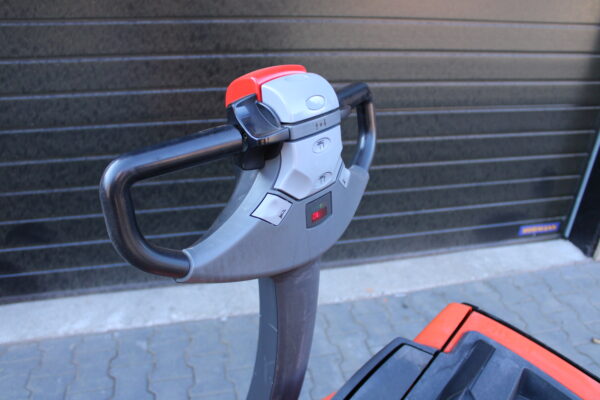 Toyota SWE200d stapelaar elektrische met pompwagen functie - Afbeelding 11