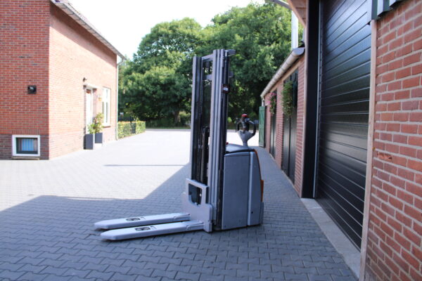 Still exv16 stapelaar elektrische triplex freelift - Afbeelding 3