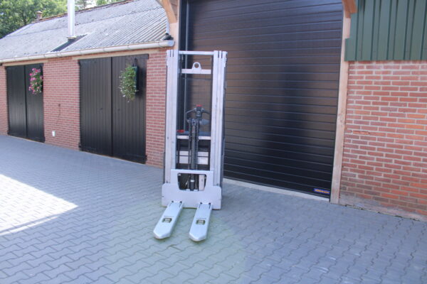 Still exv16 stapelaar elektrische triplex freelift - Afbeelding 4