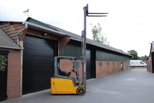 Jungheinrich EFG216 heftruck elektrische triplex freelift sideshift - Afbeelding 3