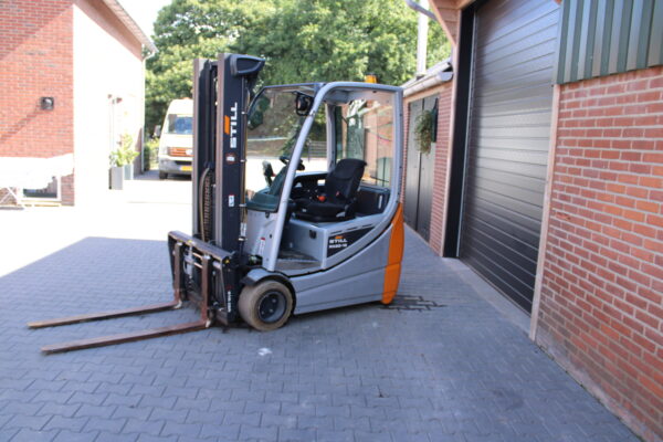 Still RX20 18 heftruck elektrische triplex sideshift lepelverstelling - Afbeelding 3