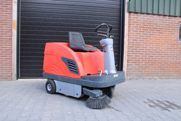 Hako 900v veegmachine benzine
