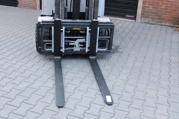 Still RX60 30 heftruck elektrische triplex lepelverstelling sideshift - Afbeelding 8