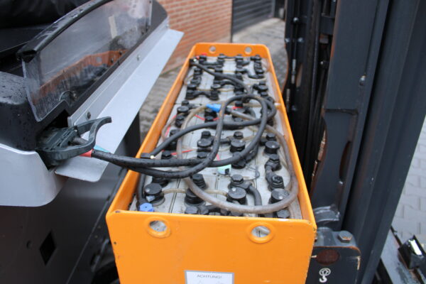 Still FM-X14 reachtruck elektrische triplex sideshift freelift - Afbeelding 8