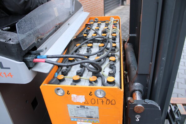 Still FM-X14 reachtruck elektrische triplex sideshift freelift - Afbeelding 11