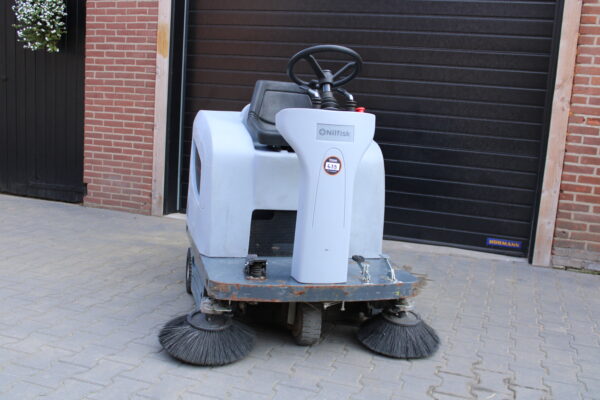 Nilfisk SR1101B veegmachine elektrische goed werkend - Afbeelding 4
