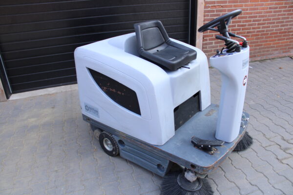 Nilfisk SR1101B veegmachine elektrische goed werkend - Afbeelding 6