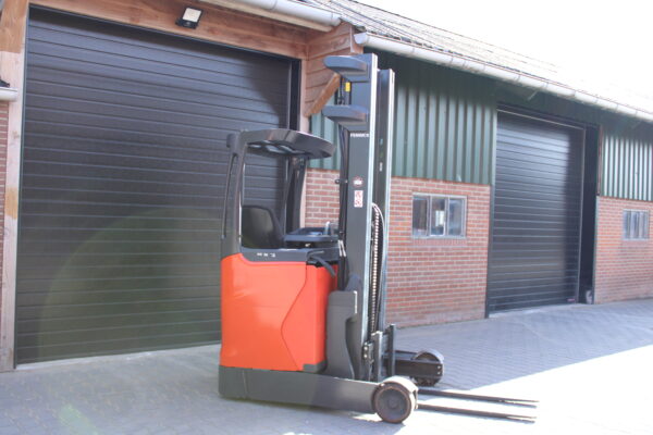 Linde R12B01 reachtruck elektrische triplex sideshift freelift