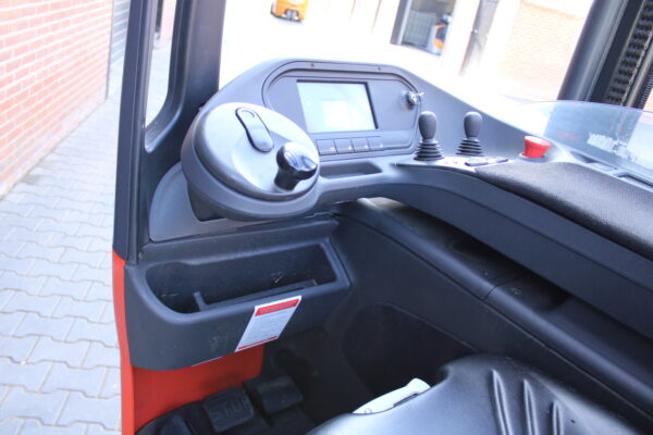 Linde R12B01 reachtruck elektrische triplex sideshift freelift - Afbeelding 10