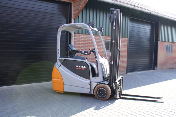 Still RX20 20 heftruck elektrische triplex accu 77% lepelverstelling sideshift