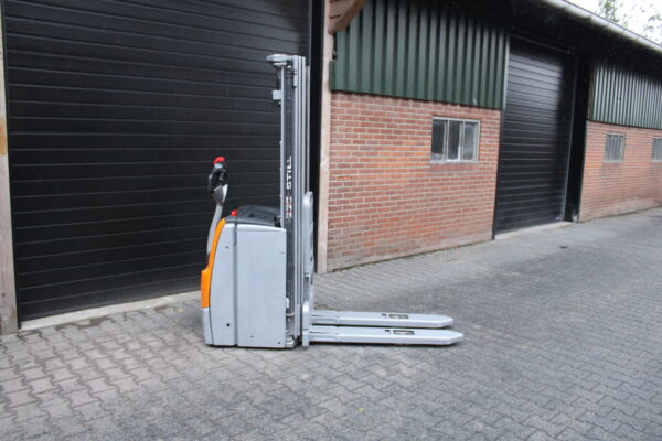 Still exv16 stapelaar nieuwe accu elektrische triplex freelift