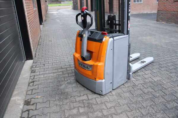 Still exv16 stapelaar nieuwe accu elektrische triplex freelift - Afbeelding 4