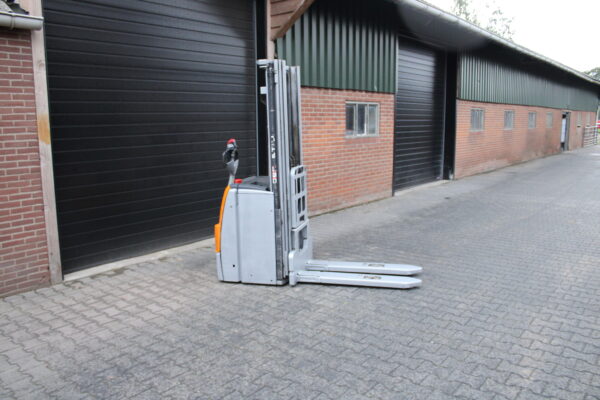 Still exv16 stapelaar nieuwe accu elektrische triplex freelift