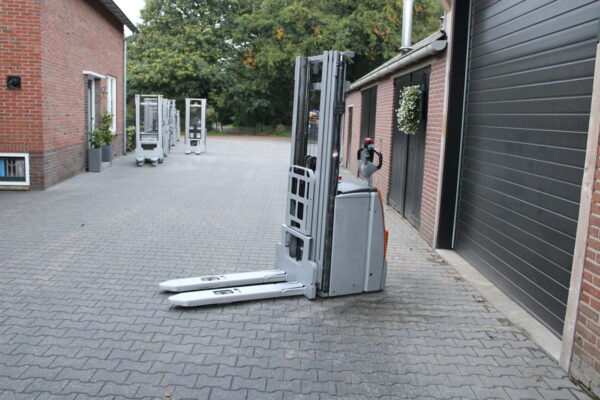 Still exv16 stapelaar nieuwe accu elektrische triplex freelift - Afbeelding 5