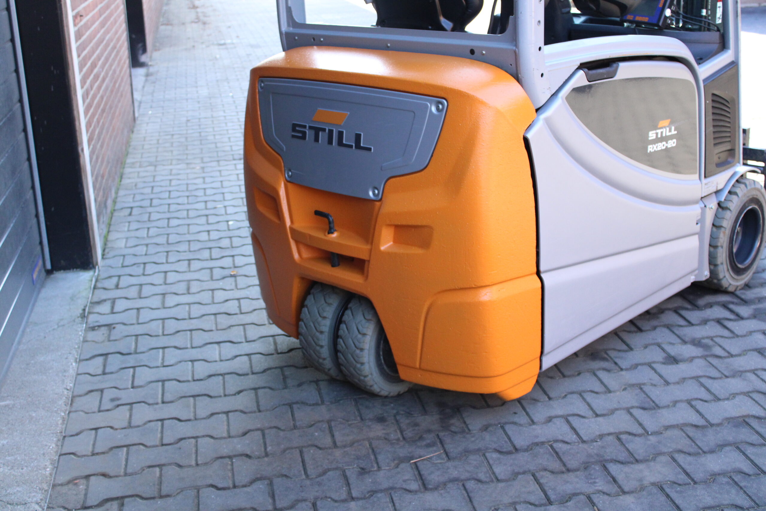 Still RX20 20L heftruck elektrische sideshift triplex - Afbeelding 5