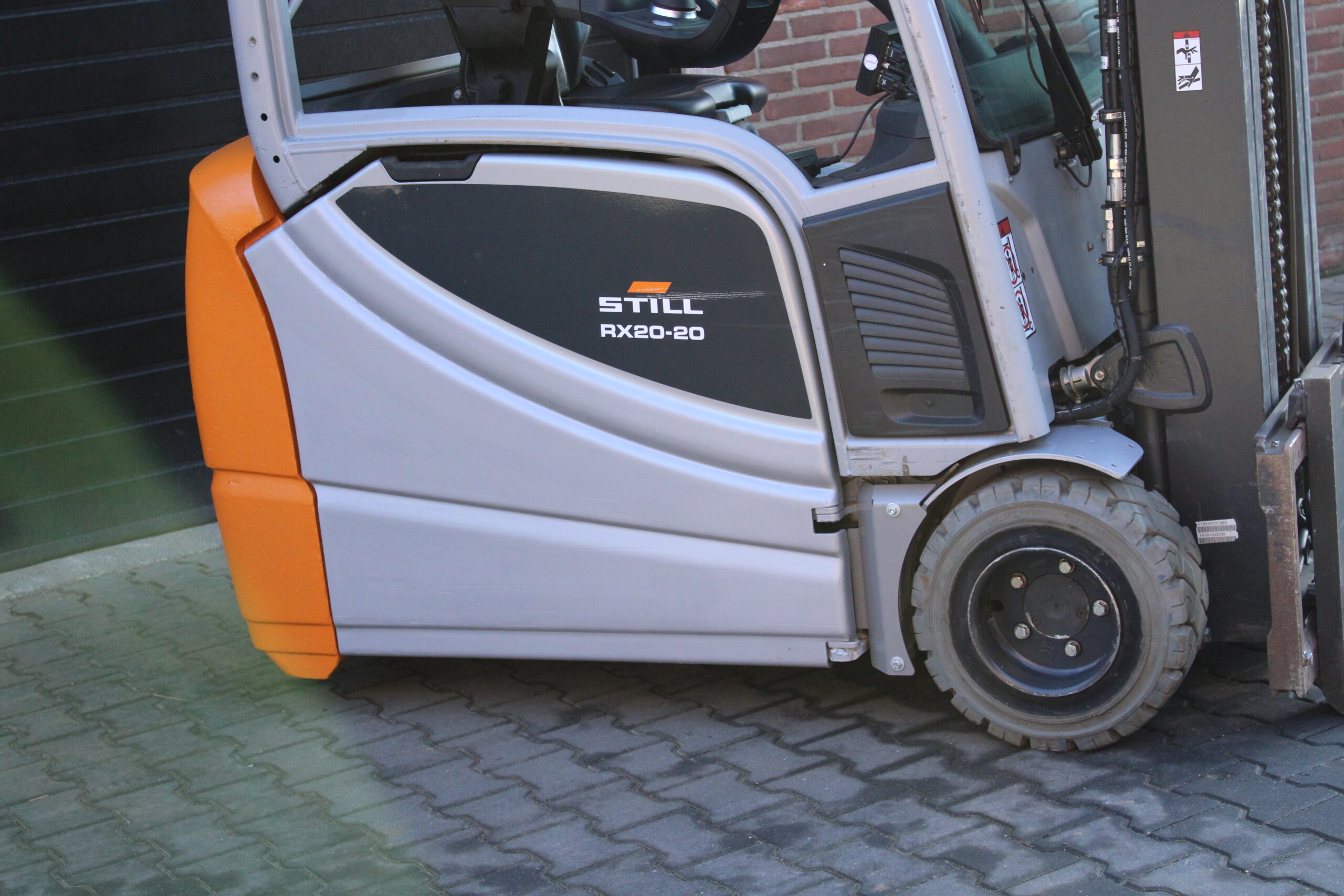 Still RX20 20L heftruck elektrische sideshift triplex - Afbeelding 8