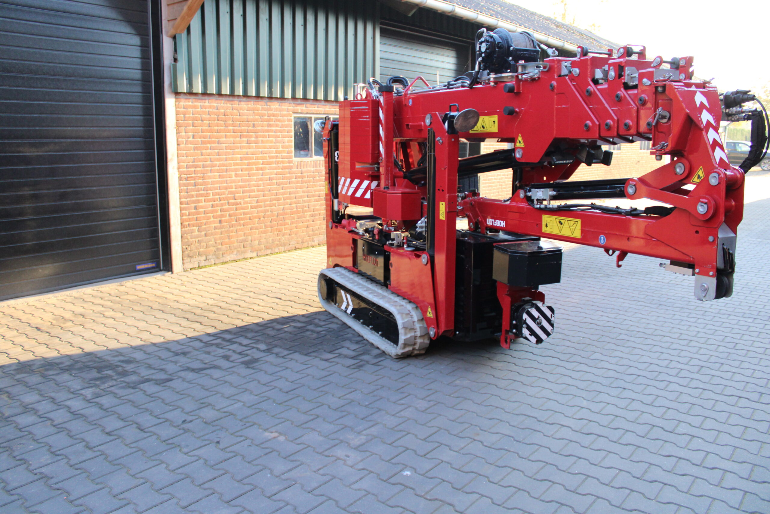 Hoeflon C10 bj 2022 met maar 1000 werk uren - Afbeelding 17