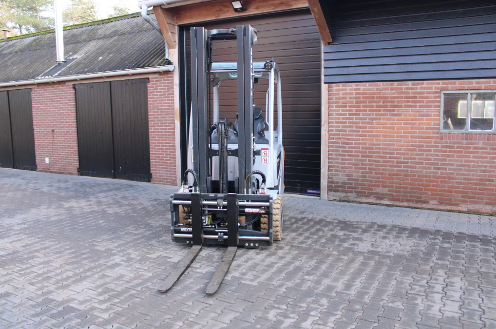 Still RX60 30 heftruck elektrische triplex lepelverstelling sideshift - Afbeelding 4