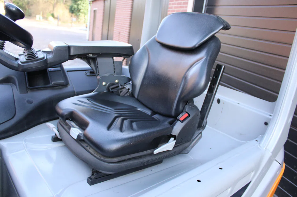 Still RX60 30 heftruck elektrische triplex lepelverstelling sideshift - Afbeelding 14