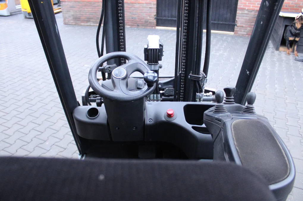 Linde E16 heftruck elektrische triplex sideshift lepelverstelling - Afbeelding 9