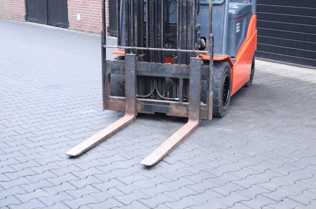 Toyota 8FBMKT30 heftruck elektrische triplex sideshift - Afbeelding 10