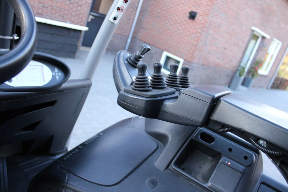 Still RX60 30 heftruck elektrische triplex lepelverstelling sideshift - Afbeelding 13