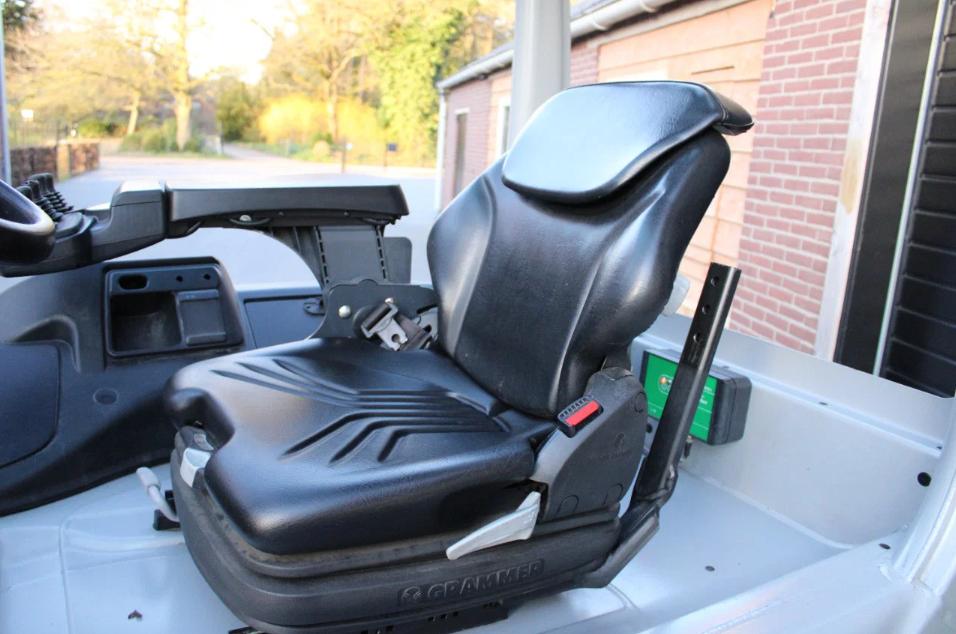 Still RX60 30 heftruck elektrische triplex lepelverstelling sideshift - Afbeelding 16