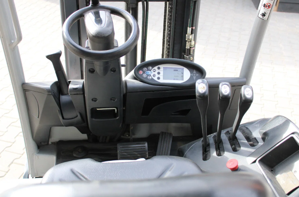 Still RX20 15 heftruck elektrische triplex sideshift - Afbeelding 14